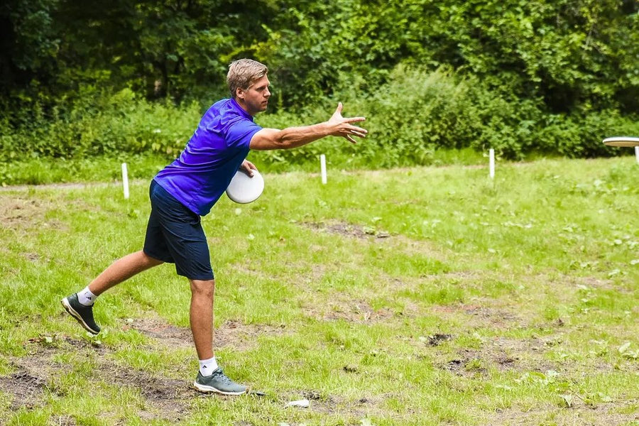 Silver Lätt: noortest kerkivad esile Klein ja Buhr, vanakooli meestest Freeman ja Heimburg